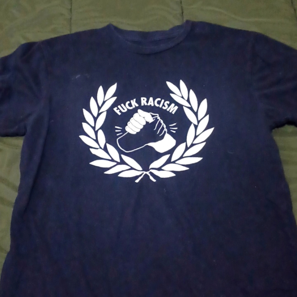 Anti-racism t-shirt. Medium. Black